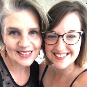 Meet your Posher, Hailey